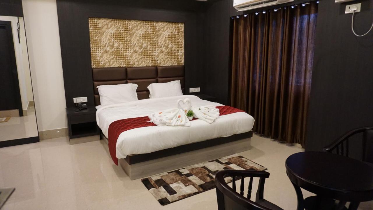 The Northern Lights Hotel Port Blair Exterior photo